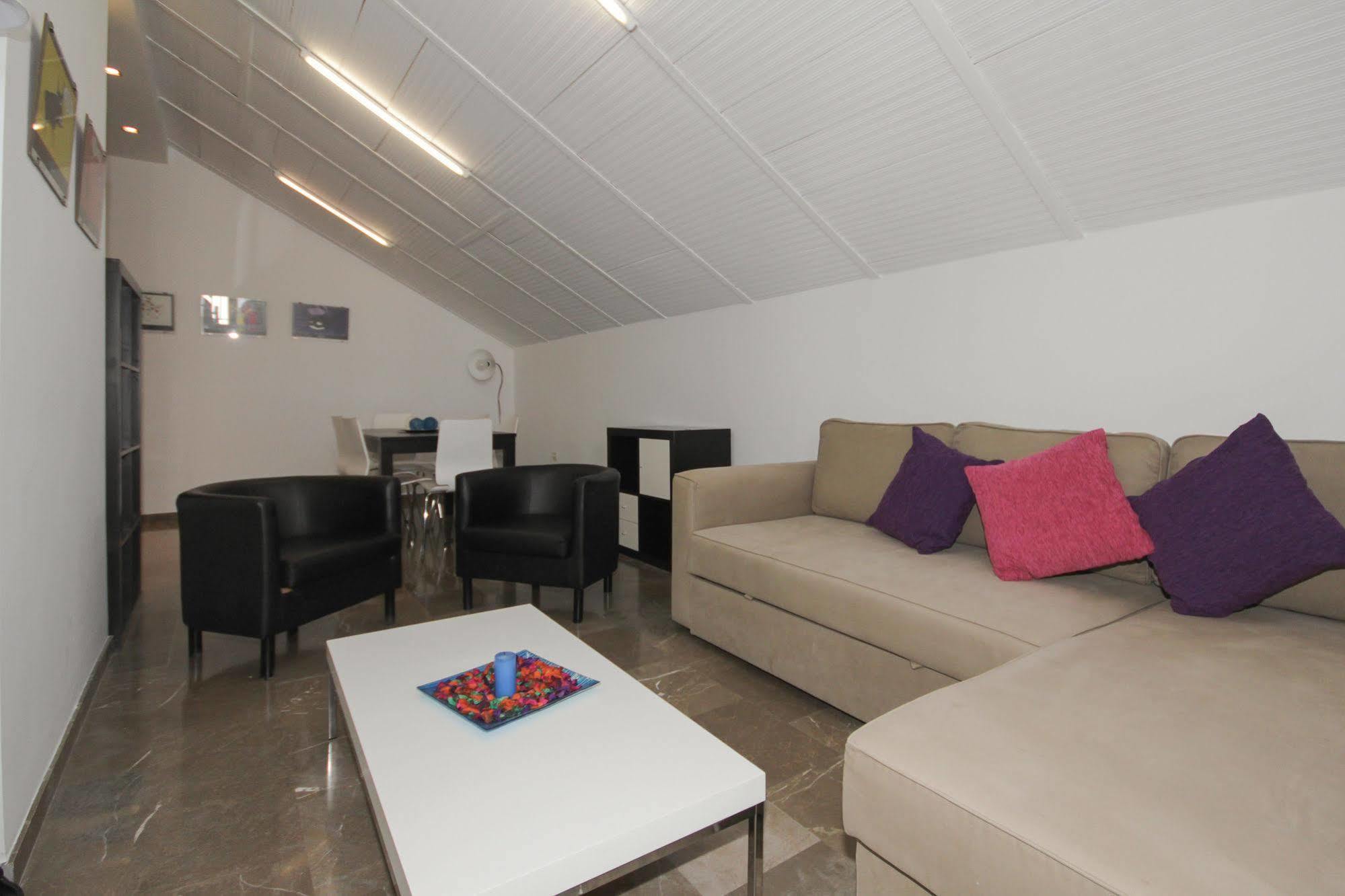 Apartamentos Turisticos Costa Azul Granada Exterior foto